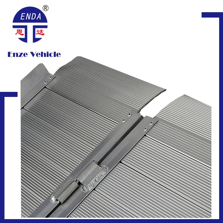 25.3'L*29.3'W Single-fold aluminium ramp folding ramp wheelchair ramp