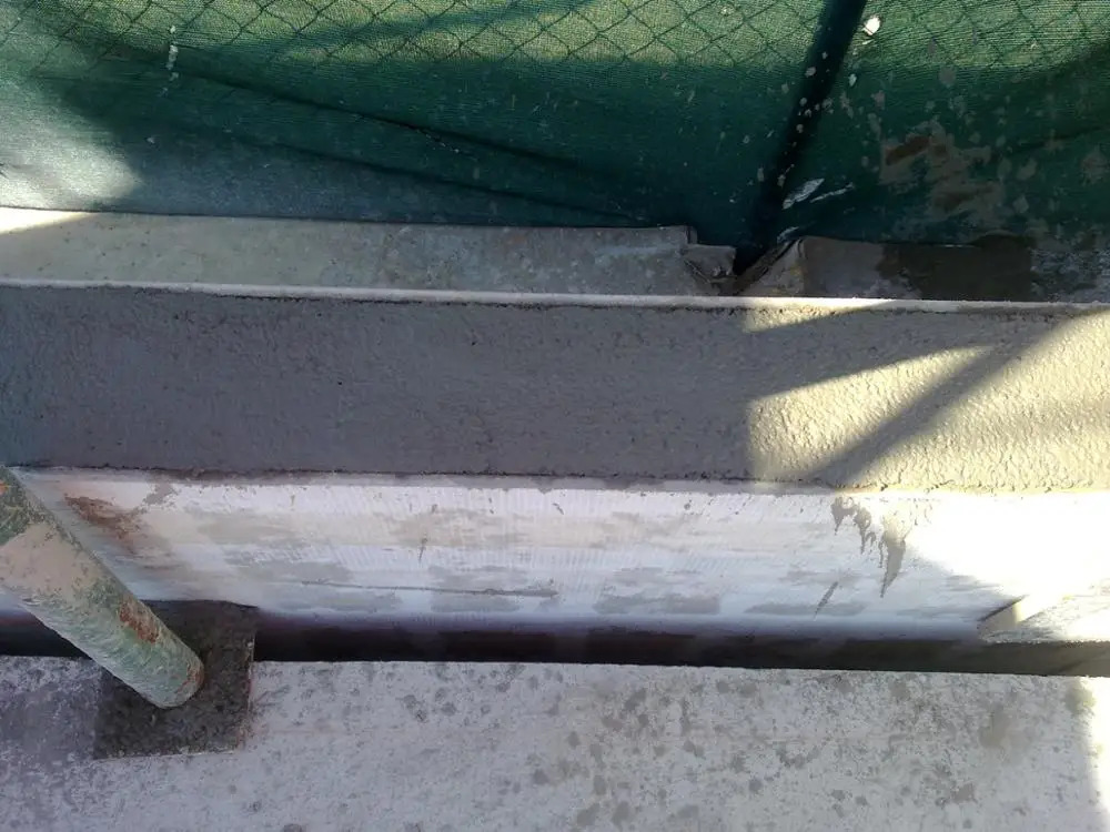 Australia structural walling system C channel metal stud with big holes and with reinforce rib