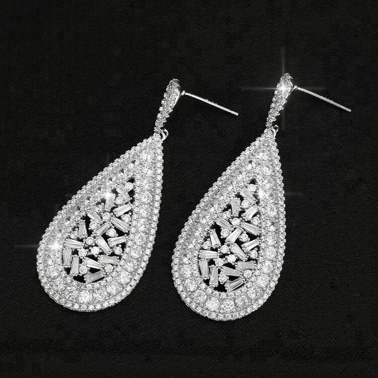 Fashionable AAA Cubic Zirconia Silver Earrings For Women