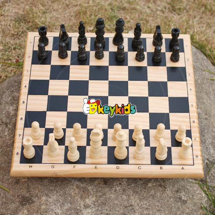 2023 Wholesale cheap kids wooden international high quality children wooden international chess W11A053