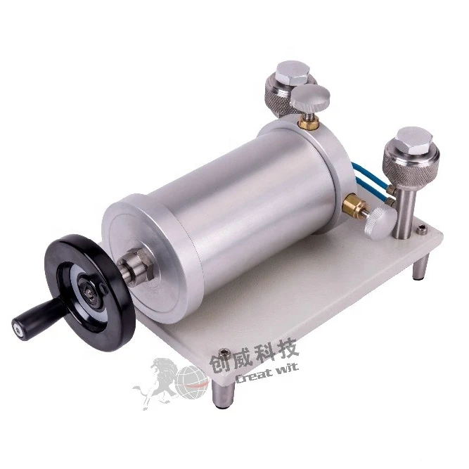 
Pressure comparison test pump 