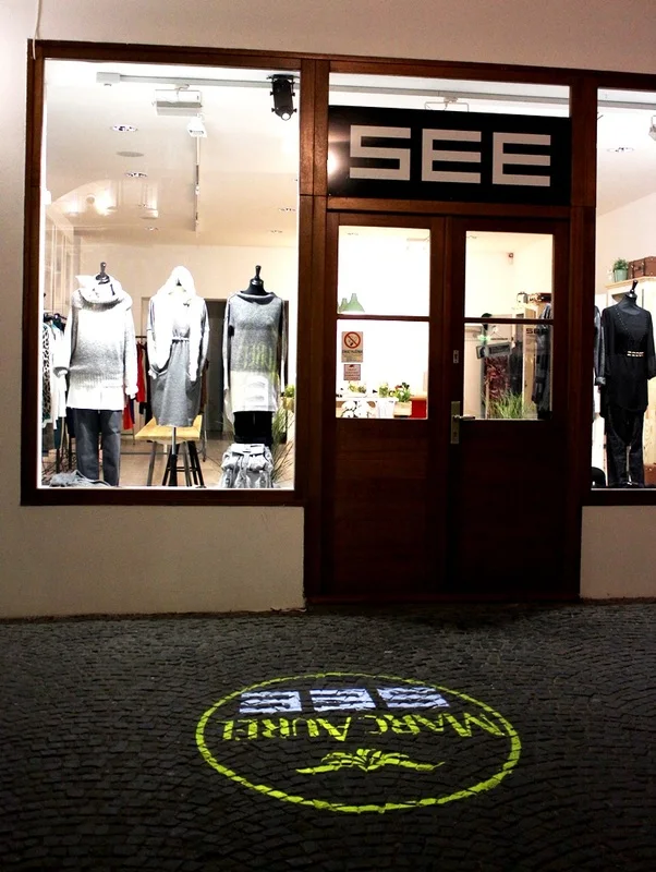 Светодиодный логотип гобо проектором на открытом воздухе 3-логотип мульти-гобо проектором света 40W