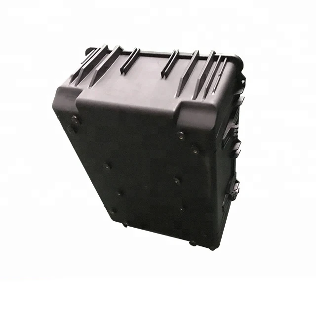 18001 Hand-held stack and nest containers protect plastic injection moulds