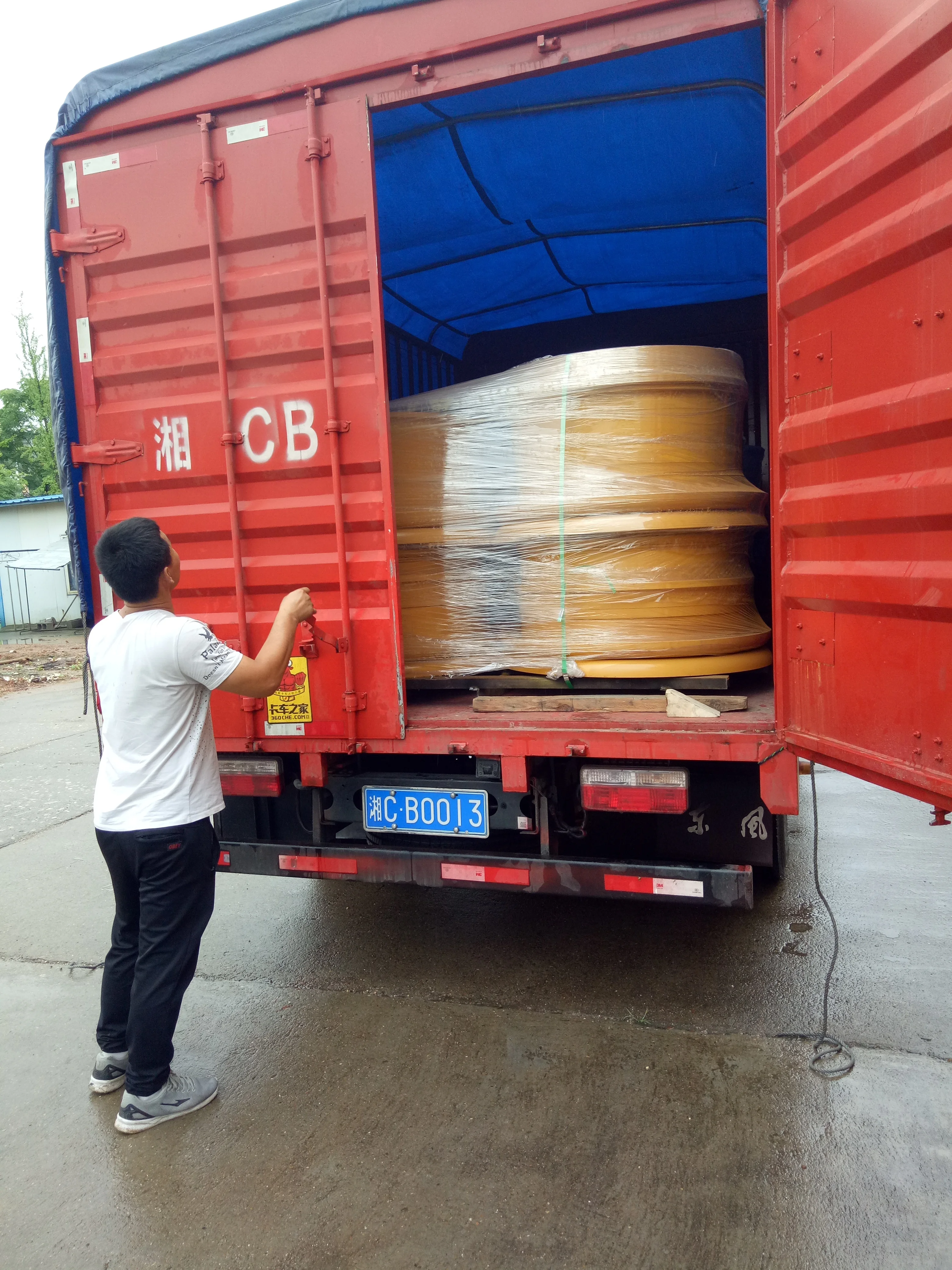 OTR Steel Wheel Rim Assy 35-17.00/3.5 for Heavy Duty Machinery Mobile Crane