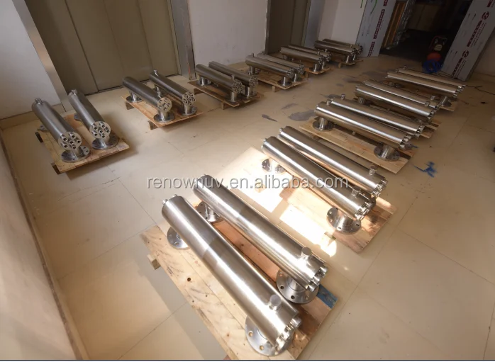 High quality UV water sterilizer system with automatic cleaning system