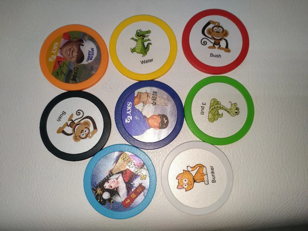 single color 11.5G 40MM Colored token with metal insert