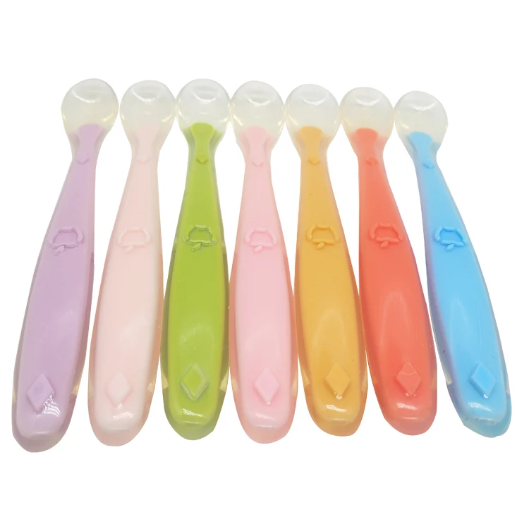 Amazon Hot Sale Baby Feeding LFGB Approved BPA Free Soft Silicone Baby Spoon