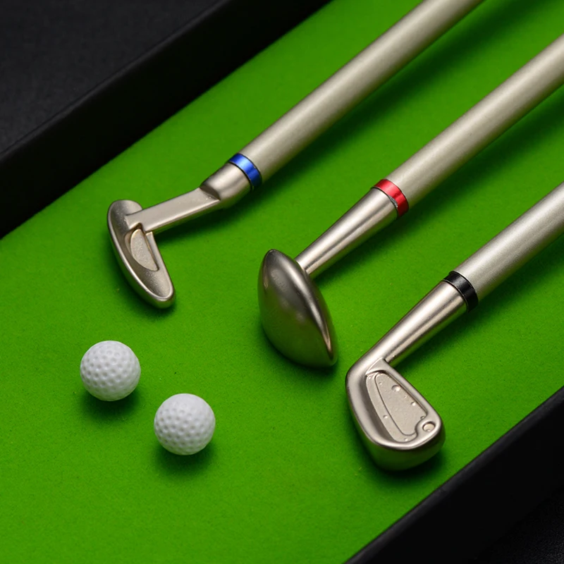 
Golf Pen Set Mini Desktop Golf Ball Pen Gift Set with Putting Green Flag 3 Colors Metal Golf Clubs Models Pens 2 Balls 