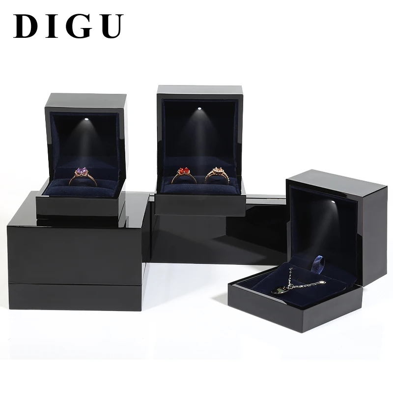 Digu  black lacquer logo silk screen luxury led jewellery package custom ring boxes jewelry box with lights
