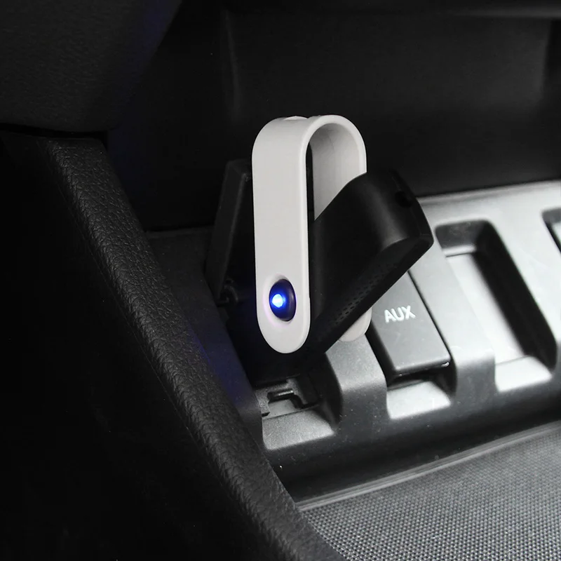 New Gadgets USB Kit For Removing Cigarette Smoke, Dust and PM2.5