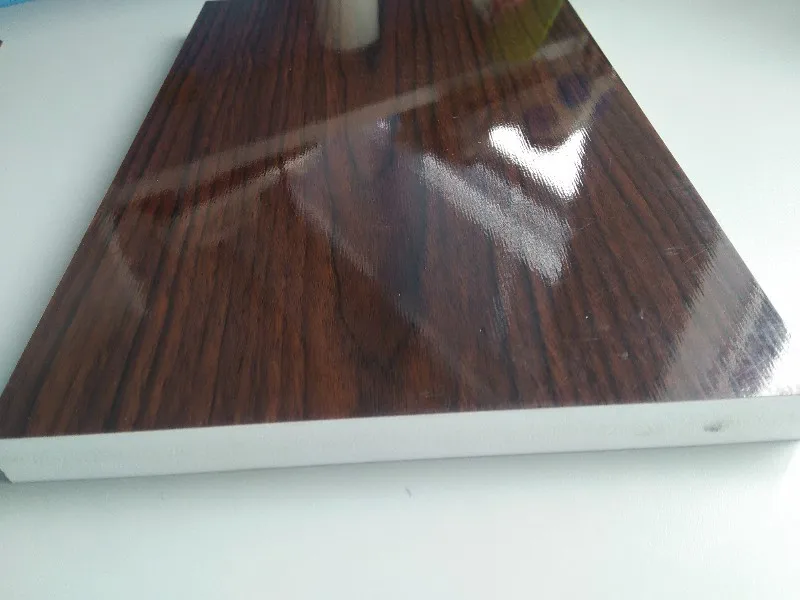 Дешевая ДПК/НПВХ пенопласт современная дверь