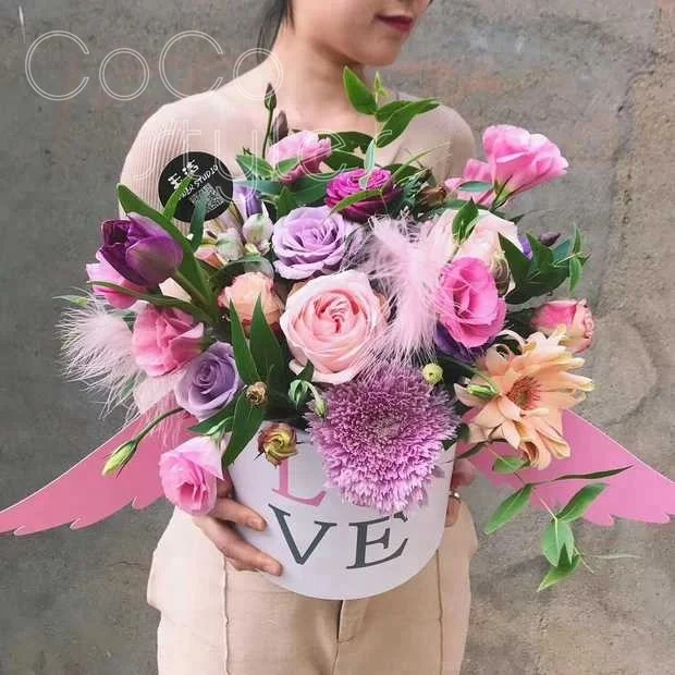 
Cocostyles diy unique round flower box with angel wings for sweet wedding party events gift box 