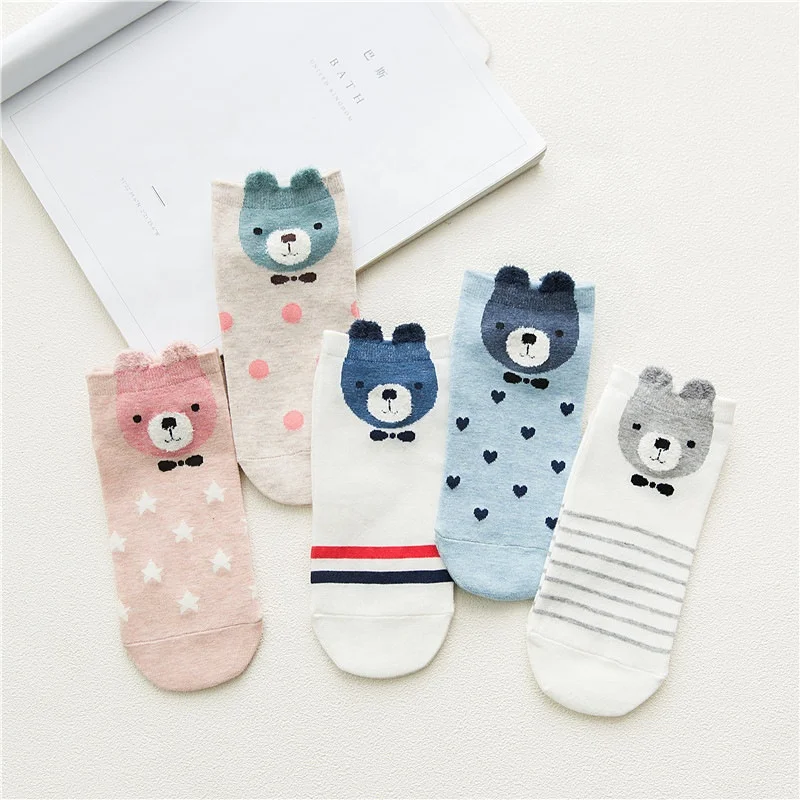 
Multi color mositure wicking Cartoon Pattern Girls Invisible Socks Custom Women Calcetines Ankle Socks 