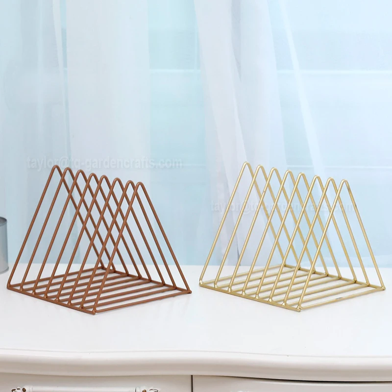 Iron Frame Magazine Book Stand Modern Simple Style Triangle Shape Design Decorative Desktop Organizer