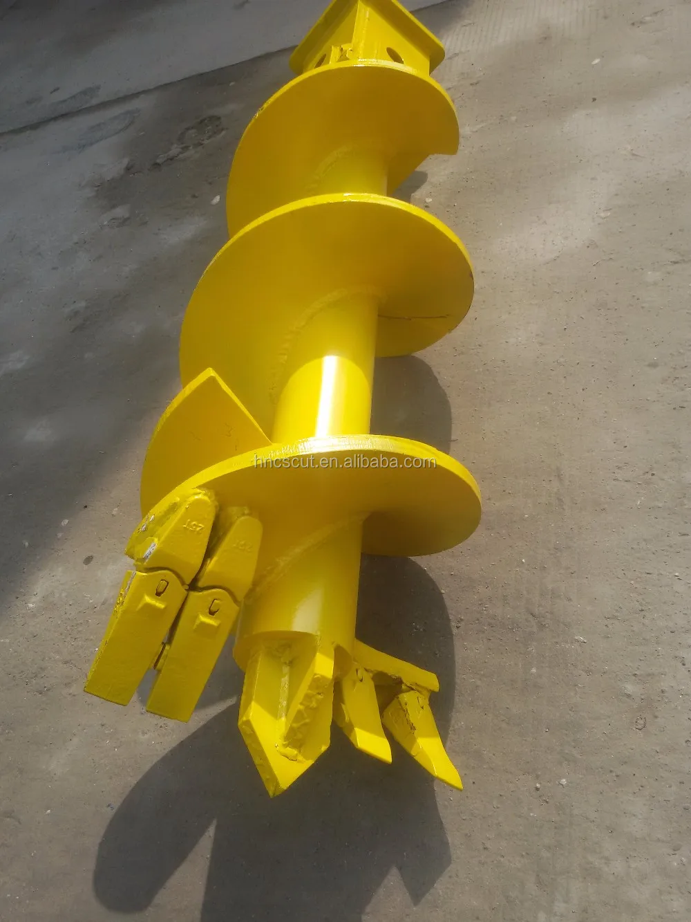 Буровой шнек и шнек для почвы