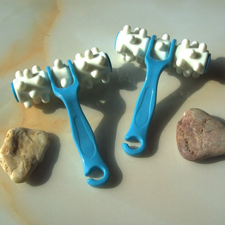 Plastic Female Mini roller massage manual face massager