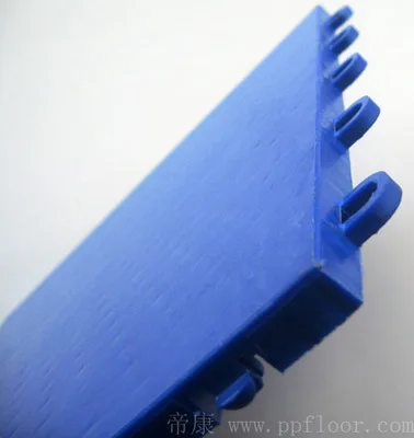 Simple color portable mini indoor soccer field for sale