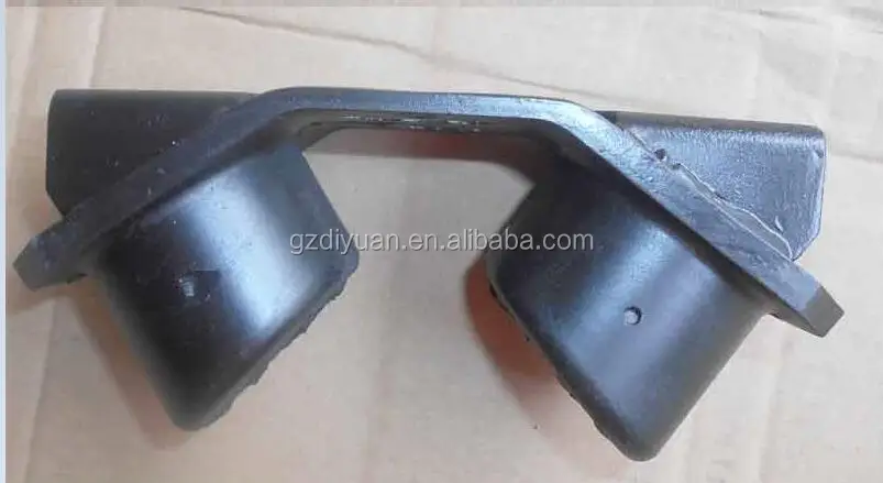 Hot sale truck spare part cabin flip rubber pad for Japanese truck HINO 500