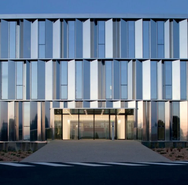 
Classic and Decorative Red Terracotta Panel Curtain Wall 