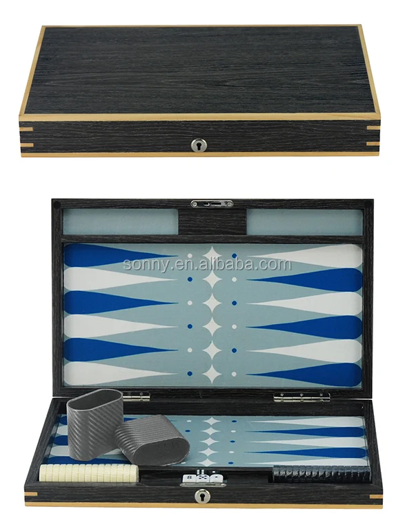 Персональный деревянный лаковый нардмон с чипами и кубиками