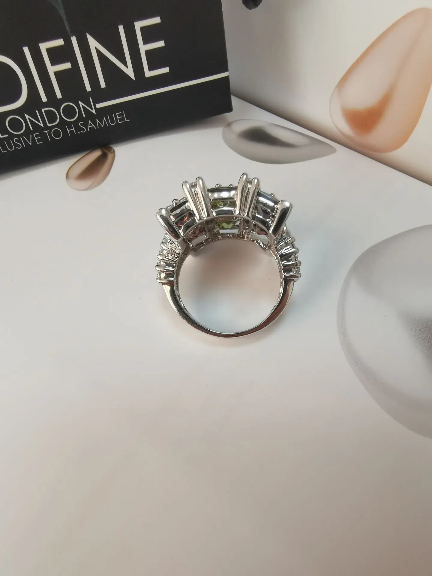 Fashion Silver Ring With Big Colored Stone For Party
