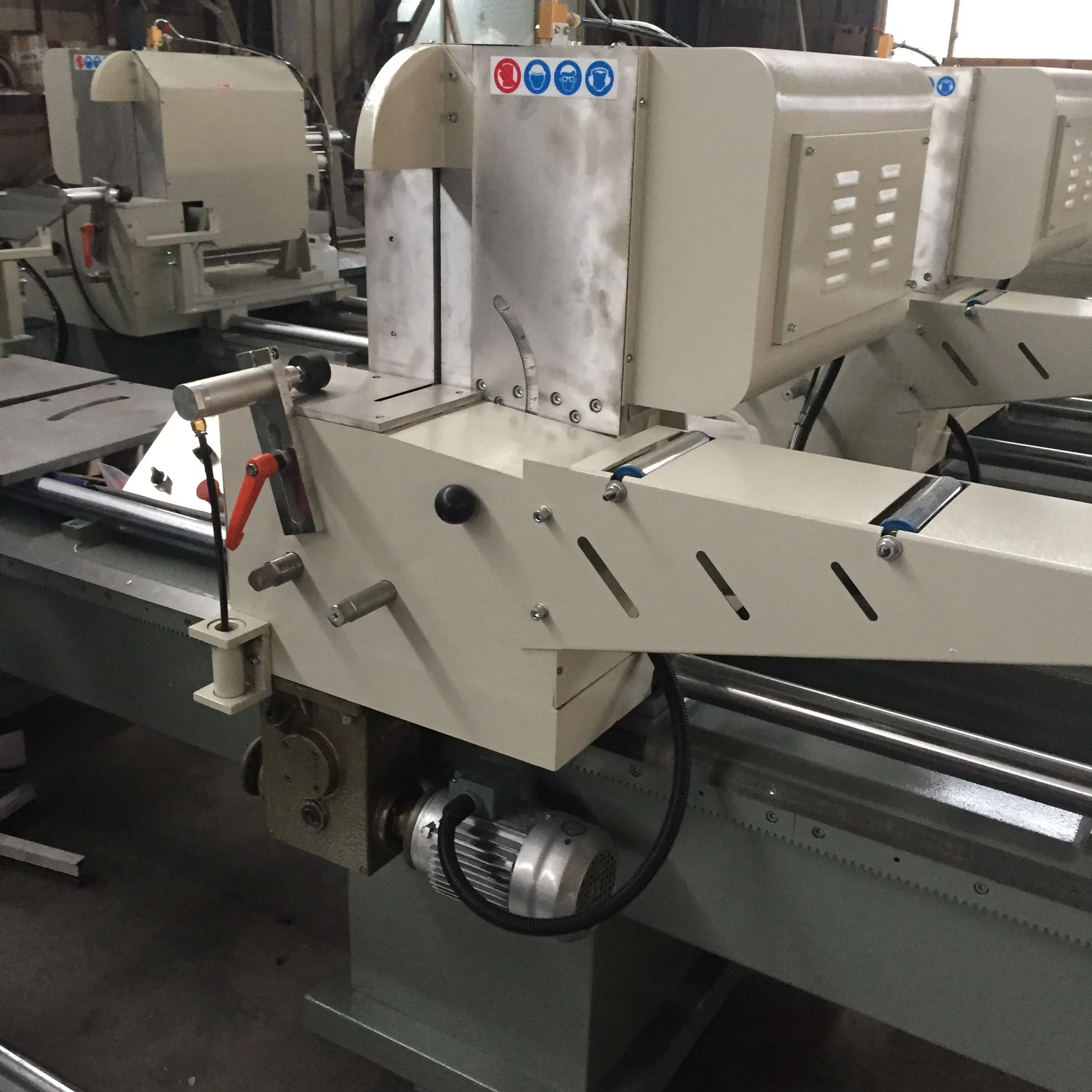 pvc/alu profile tools cut off cnc single two head v cutting aluminum frame and pvc machine in aluminium and upvc profile