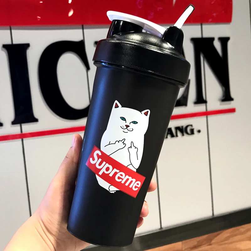 NO MOQ and can be custom logo protein shaker bottle drinking bottle bpa free plastic sports bottle 500ML