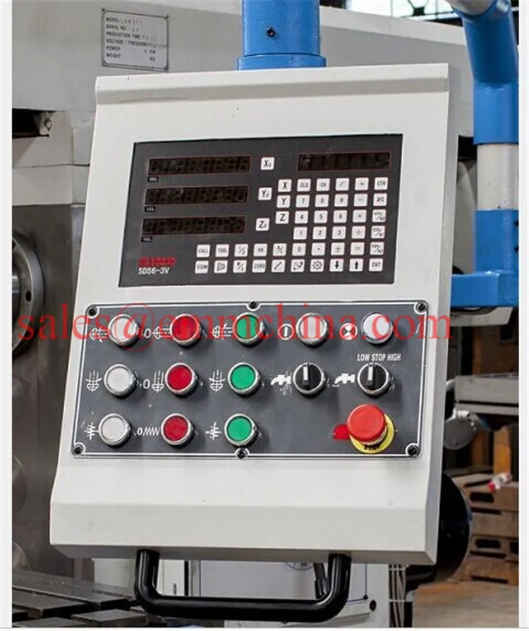 Вертикальный и горизонтальный револьверный фрезерный станок UT436B