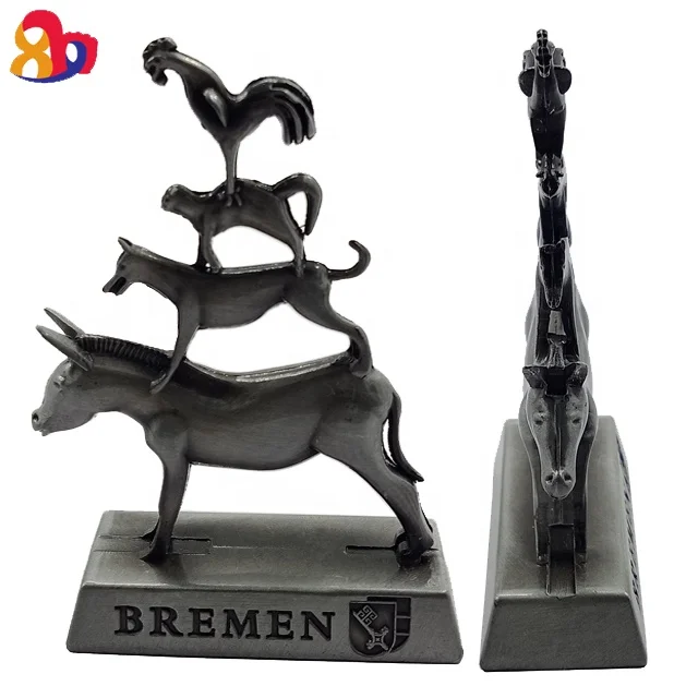 Personalized custom indoor 3D mini cock dog monkey horse 4 animal overlap figurine for collection