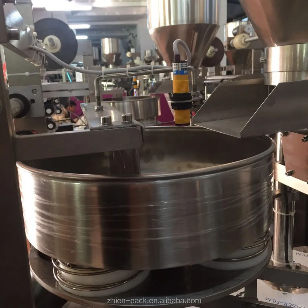 
Vertical filling sealing nut granule packing machine 