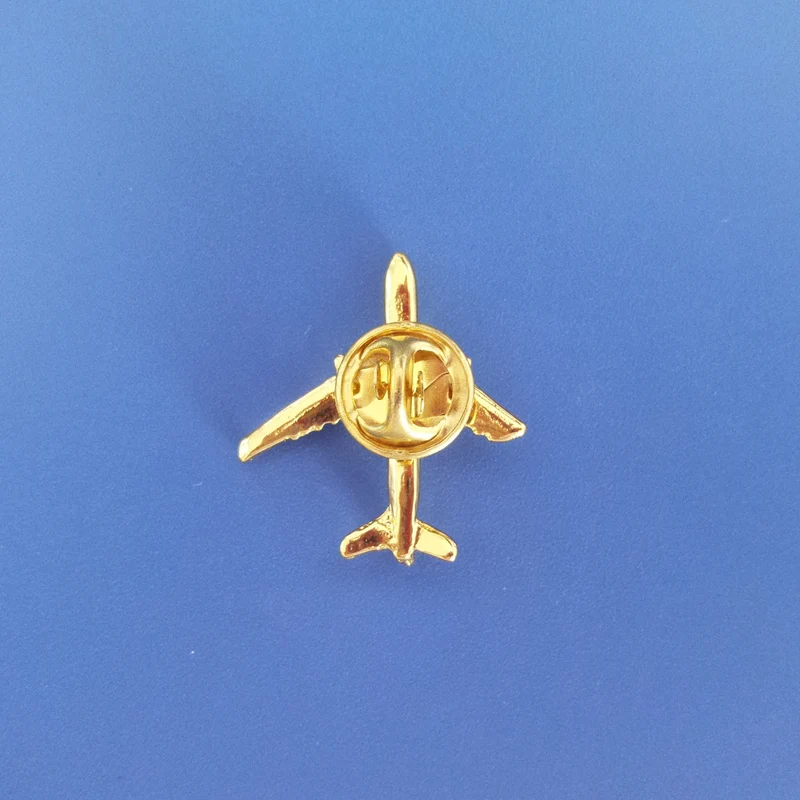 Flight Uniform Gold Earth Global Cabin Crew Full Wing Badge with Butterfly Clutch