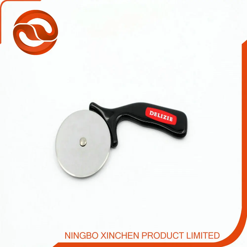 
2016 customeized logo promotional plastic handle pizza cutter,pizza cutter 