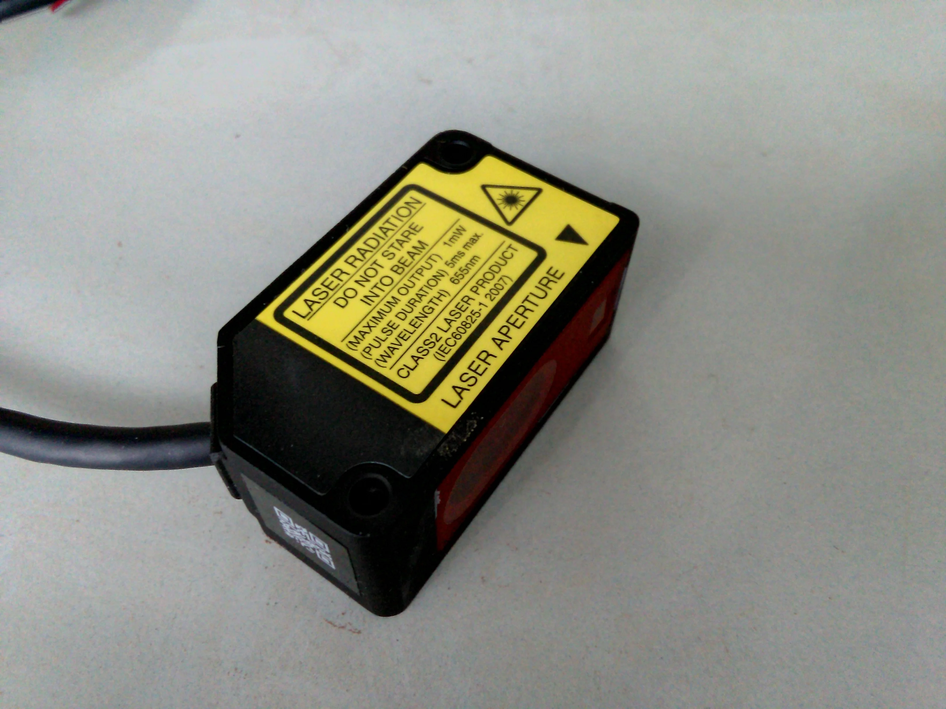 CMOS type Micro Laser Distance Sensor   HG-C1100