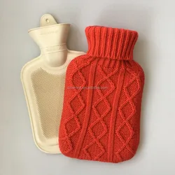 Вязаная крышка из шерстяного кабеля с бутылкой для горячей воды в подарок на Рождество