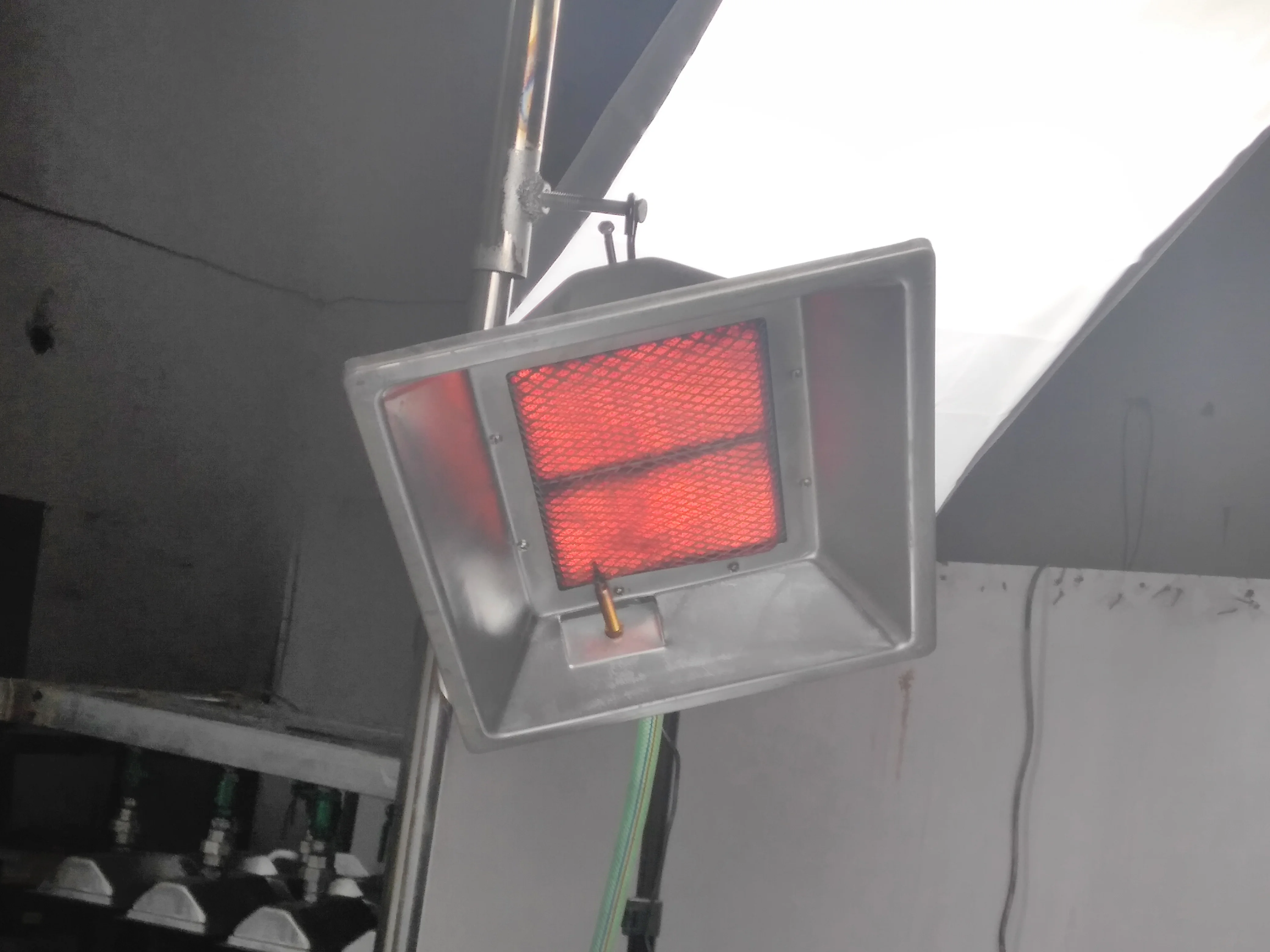 China Top Infrared Gas Brooder Manufacturer for Poultry Chicken Farm