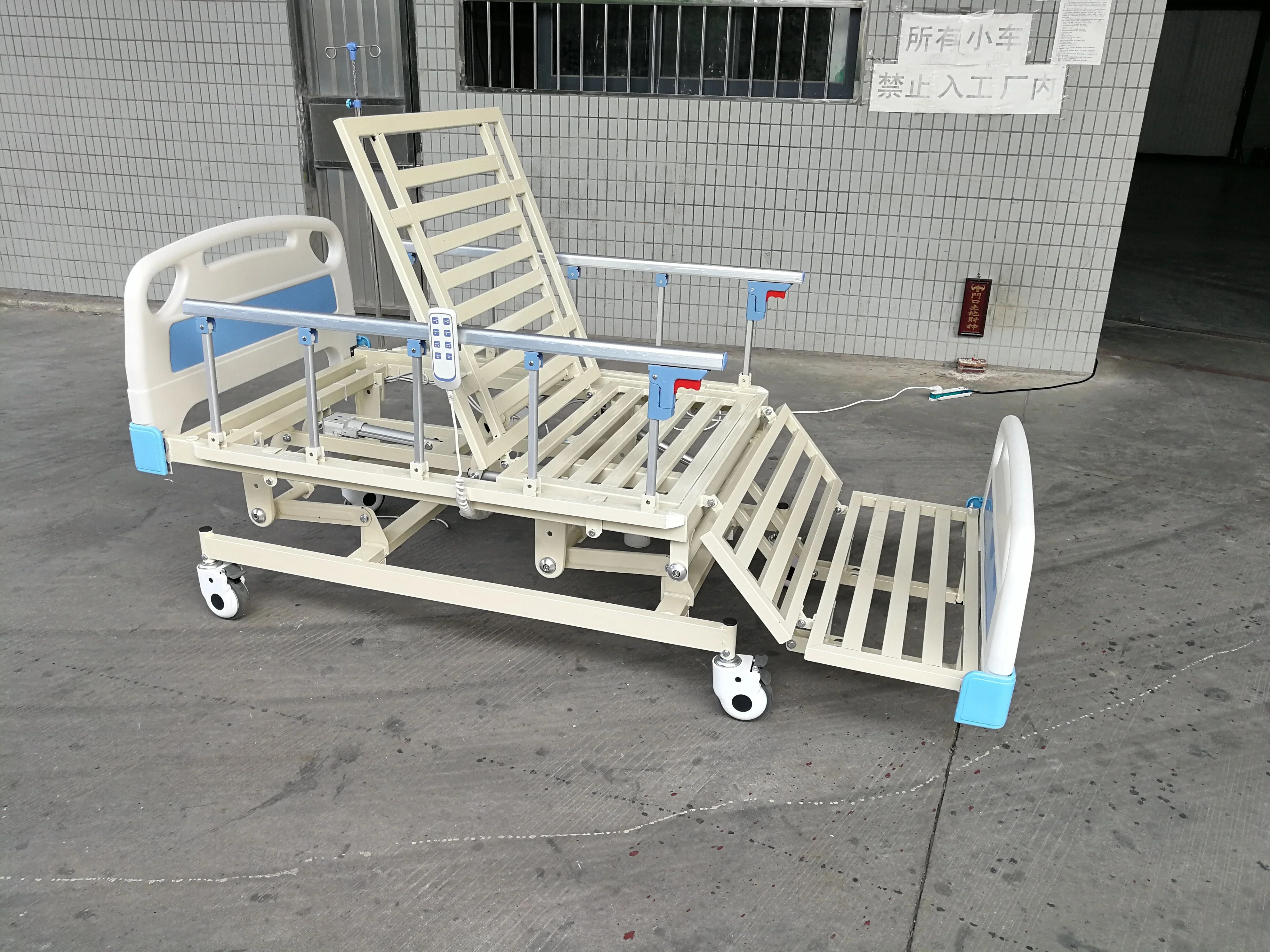 3 Function Electric Seating convertible hospital recliner chair bed