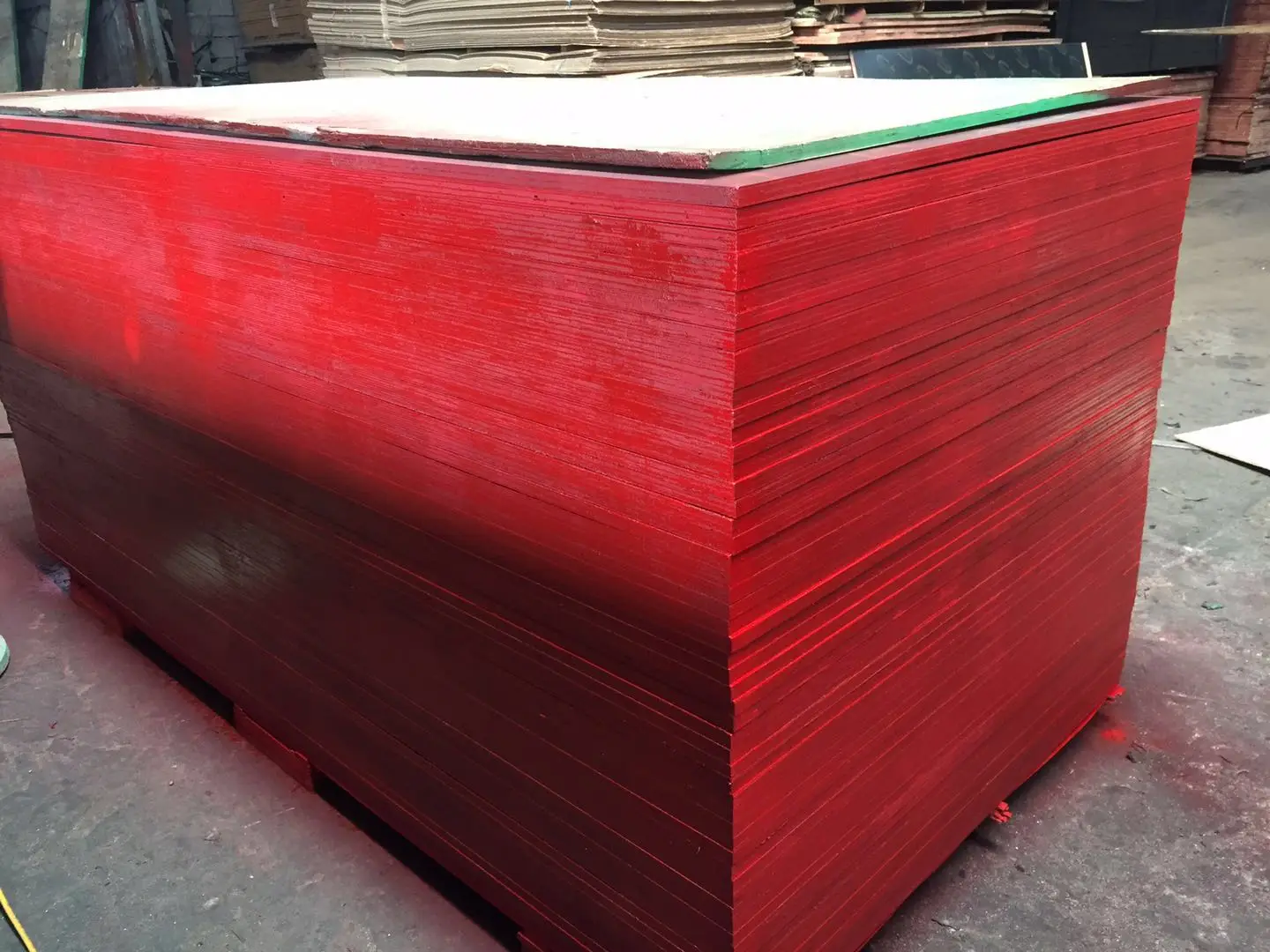 
18mm finger jointed film faced plywood With brand 