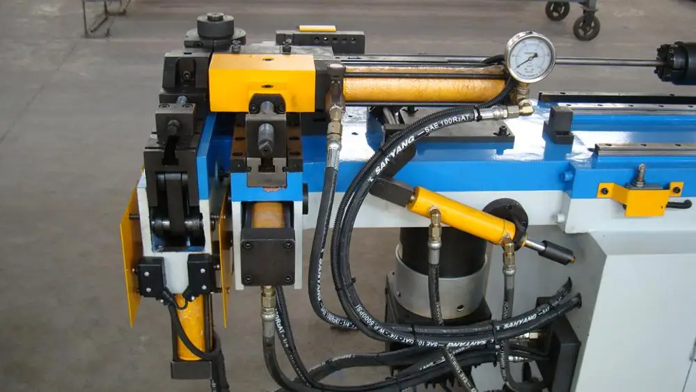 
High Working Efficiency Hydraulic CNC Tube Bender Full Automatic Pipe Bending Machine for Copper, Stainless Steel, Aluminum 