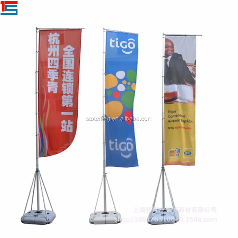 
Flying Style and Fiberglass Flagpole outside beach flags 