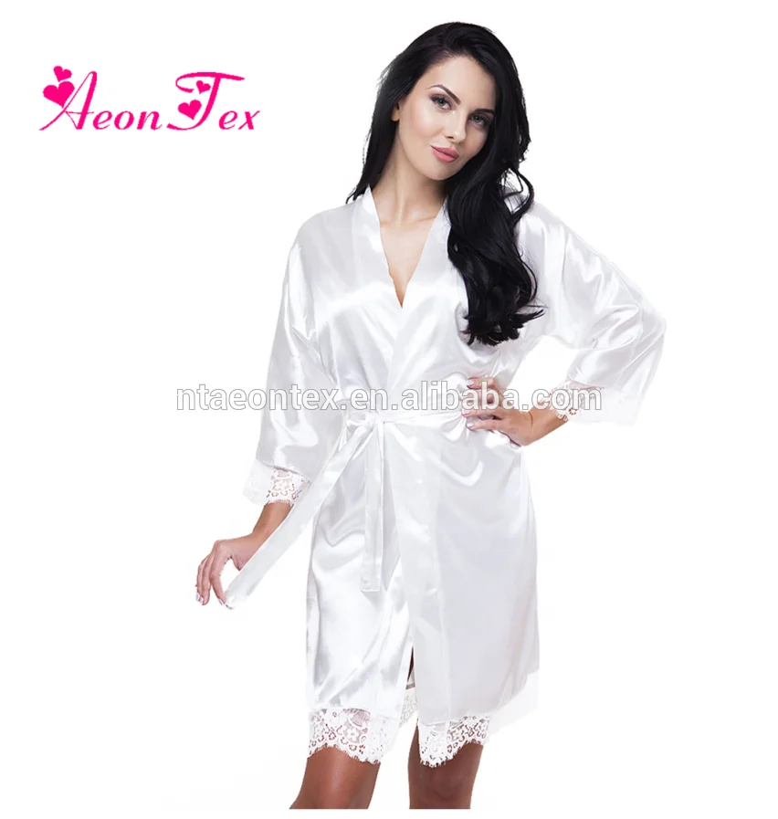 
2019 Wholesale Satin Bridal Party Bridesmaid Robe with Glitter Print 