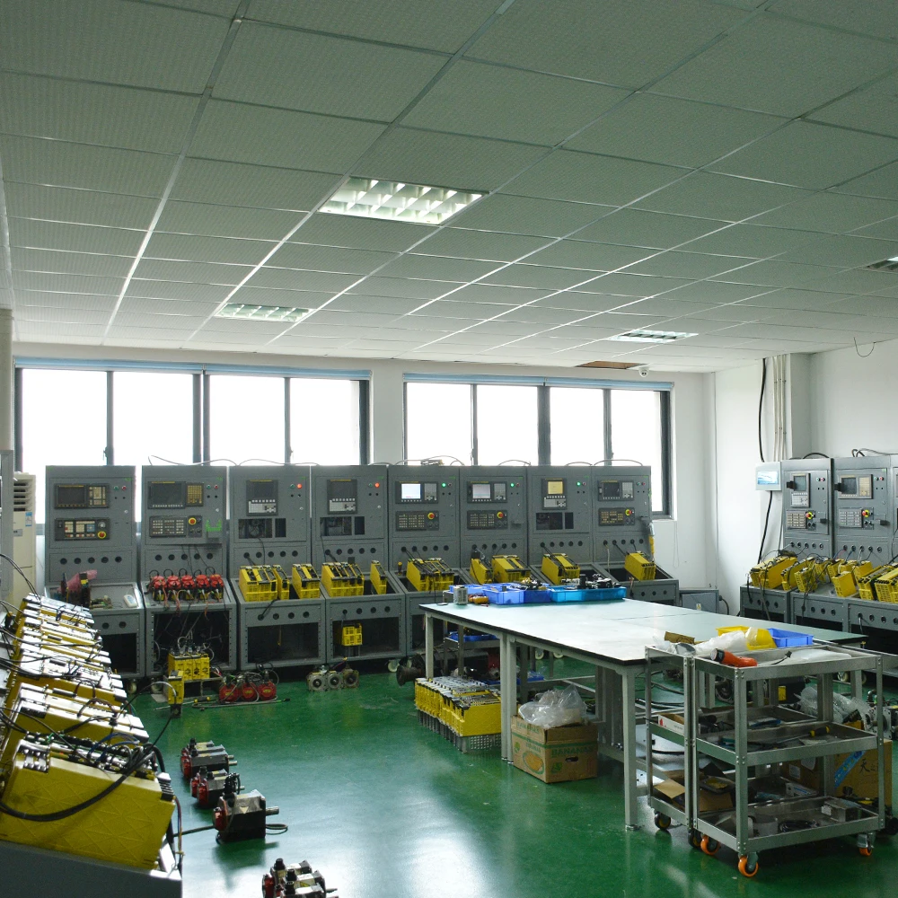 Япония оригинальный робот FANUC редуктор fanuc шпинделя вентилятор