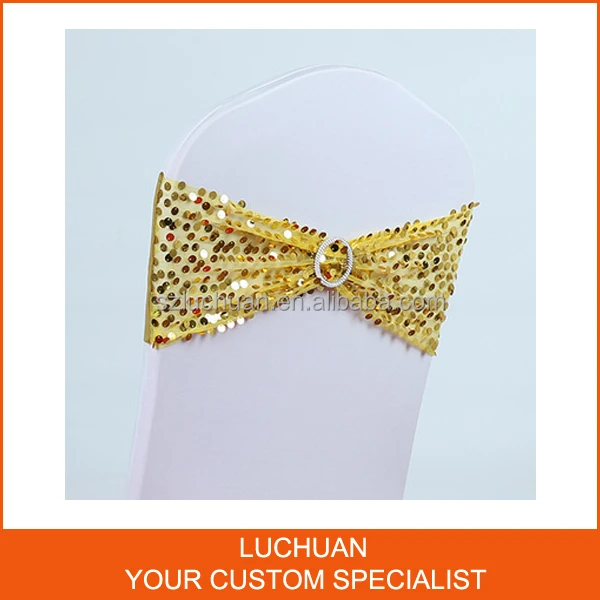 Чехол на стул с поясом и блестками