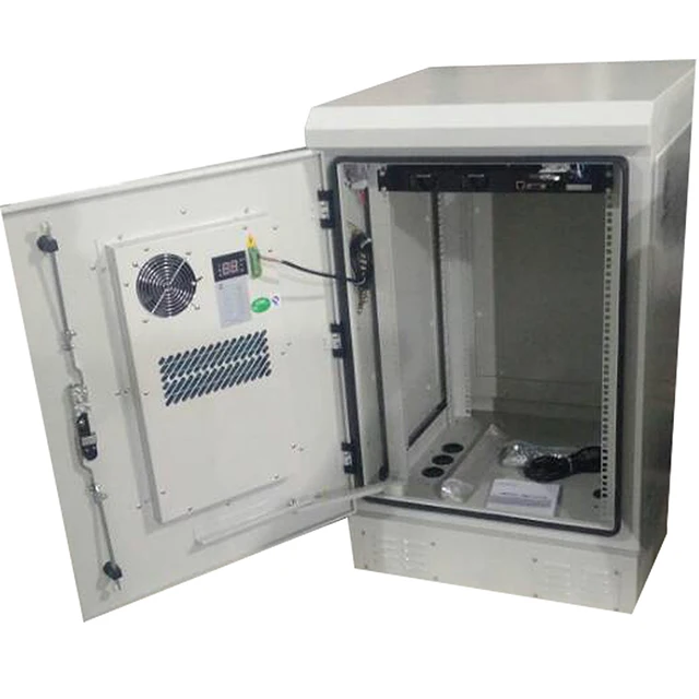 IP55 outdoor telecommunication cabinet with cooling system
