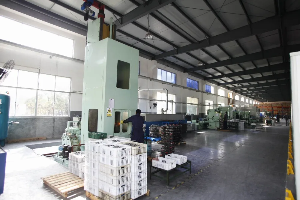 DC powered electric truck sleeper air conditioner Type truck sleeper air conditioner 24V