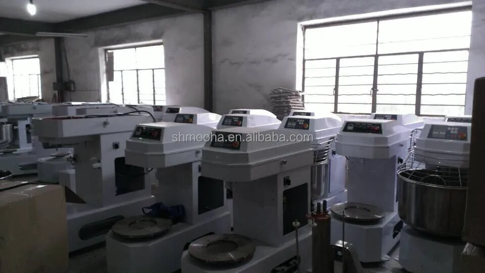 industrial bakery equipments used for making dough 240litersdough kneader