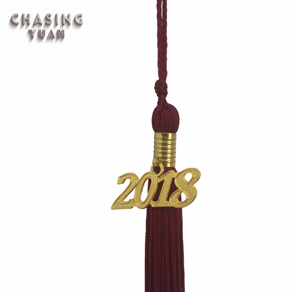 Maroon Graduation Tassel with 2018 Gold Year Tag