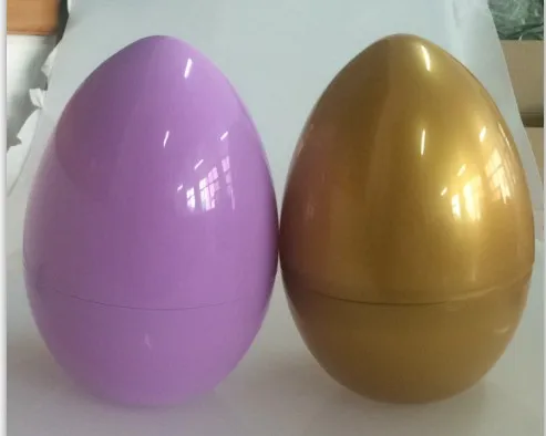 
plastic egg 