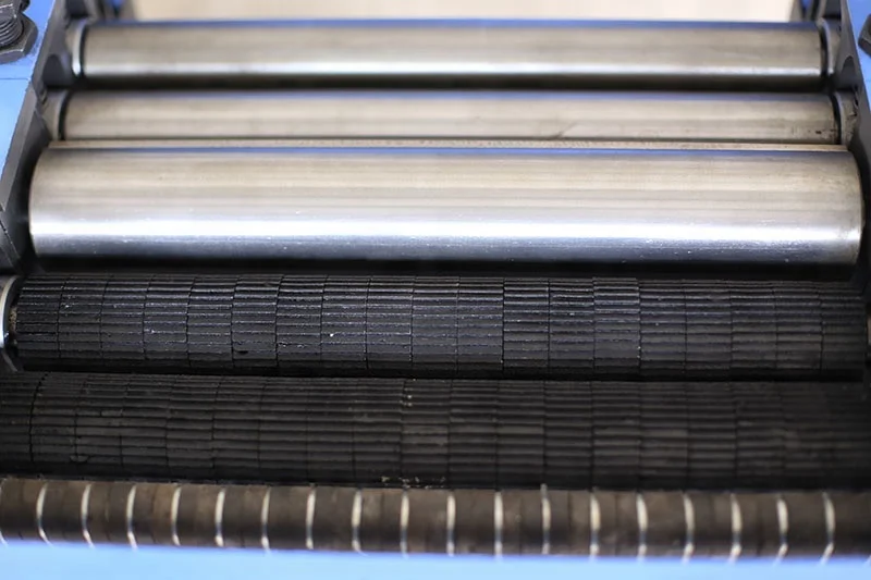 China high speed single side press wood planing machine planer for sale