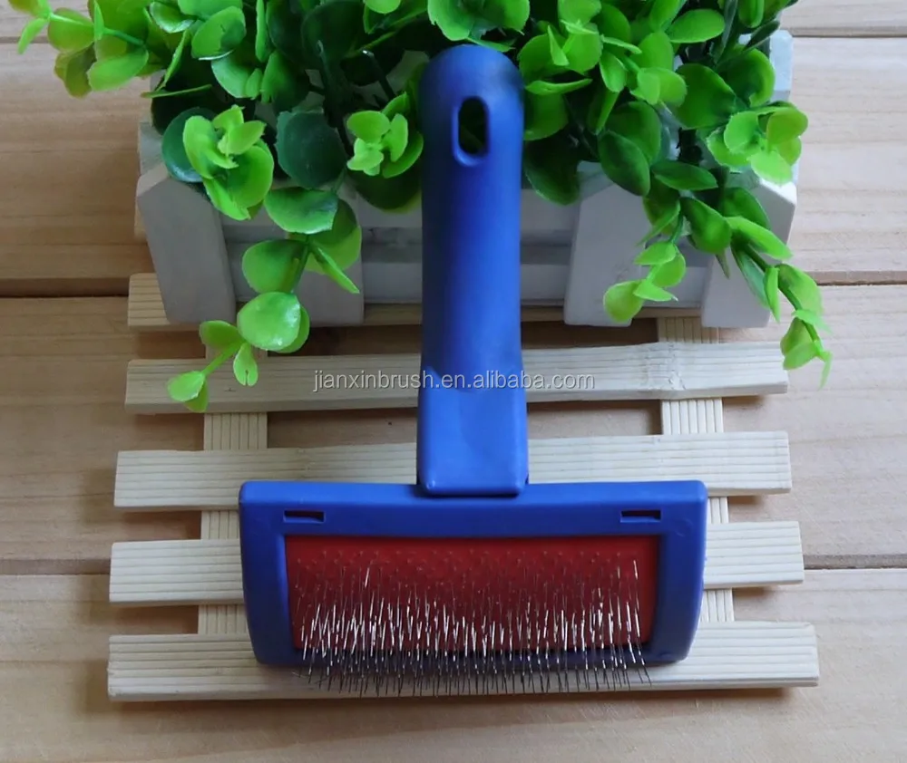 Изогнутая пластиковая Нескользящая ручка для питомцев собак кошек животных щенков пуделей уход за волосами удаление выпадения Стальные Шпильки слайкер