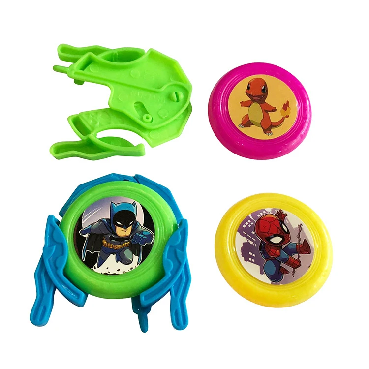 New Small Plastic Novelty Cartoon Figure Printed Ejection Flying Disc Capsule Toys for Vending Machine